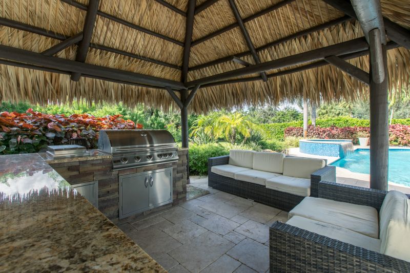 Outdoor Kitchen Construction in Summerville, SC